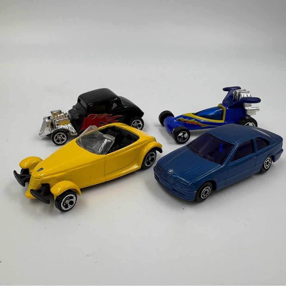 Vintage Maisto Ford, Plymouth,‎ BMW and Mozkeeto Diecast Car Bundle